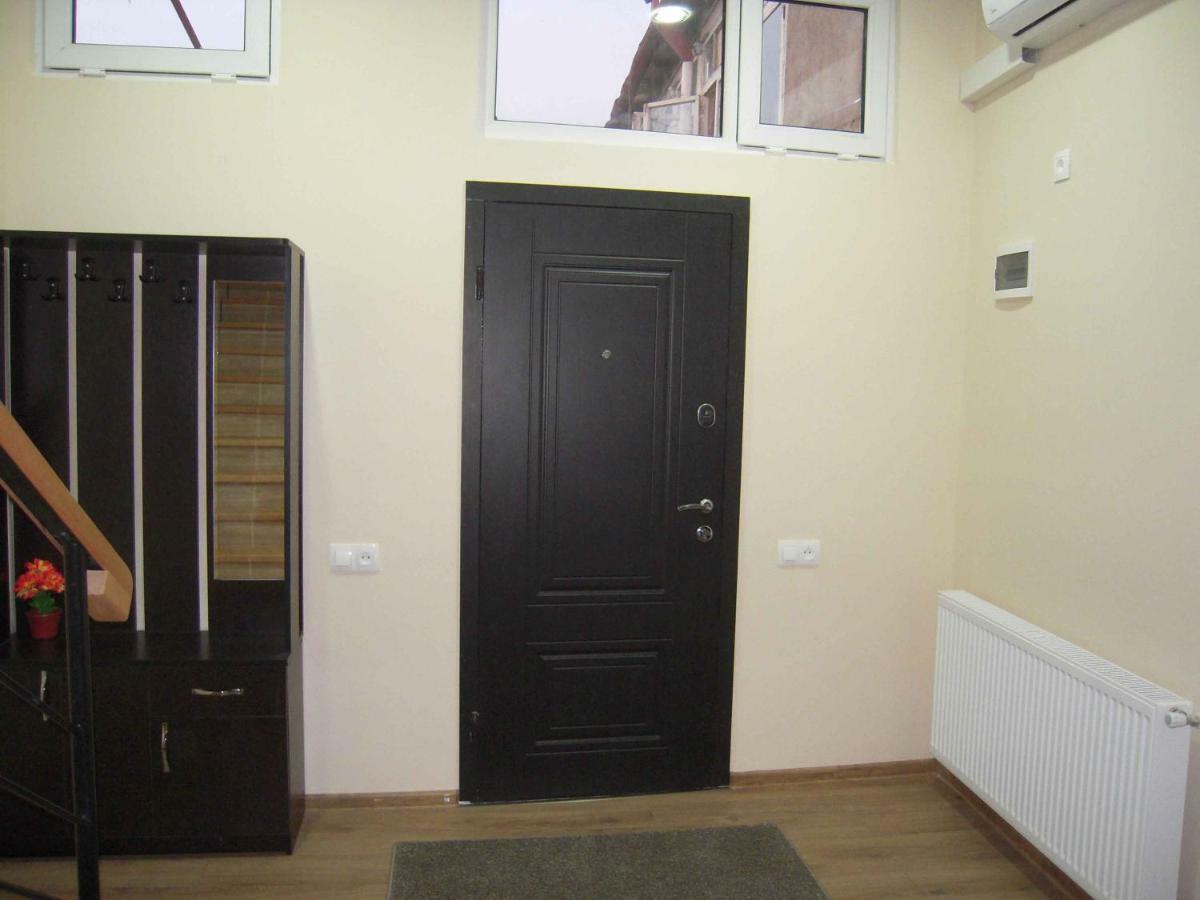 Full House Apartment Тбилиси Екстериор снимка